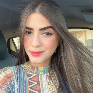 Meet your Posher, Maria julia